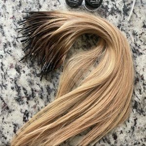 Donna Bella Blonde Rooted 18” extensions 80 pieces